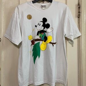 Vintage Walt Disney World Exclusive Mickey Mouse 50/50 1990s T-Shirt Rare Womens